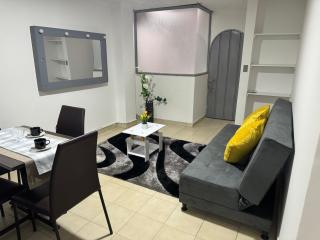 Apartamento bien ubicado con terraza - Armenia - 0