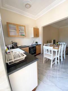 KMR Apartment - Sira - 3