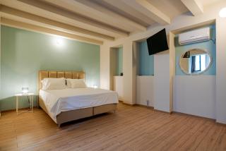 Romana Boutique - Bucharest - 6