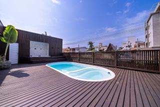 028 - Residencial com Piscina e Jacuzzi em Bombas - 9