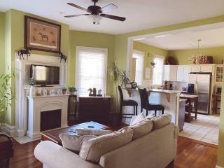 Kathy's Place - Pet Fee Additional Charge - Lexington - 1
