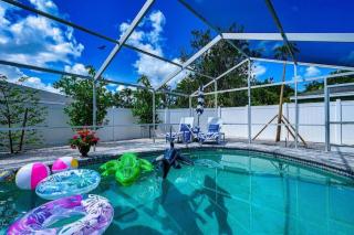 Coastal Getaway w/ Private Pool - 0