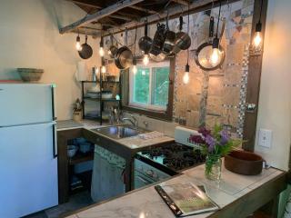 The Creek Cabin at Sky Hollow - 8