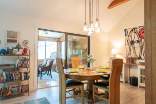 Lake House in Centerville with Private Water Access - Barnstable - 3