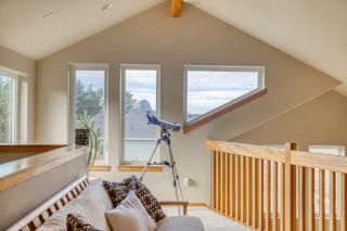 Baileys Beach House - Meredith Lodging - 7