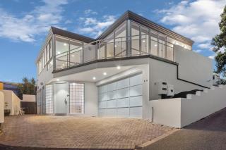 Waterfront retreat - Seaview - Auckland - 6