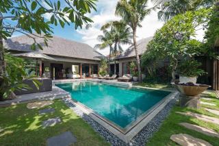 Eshara 1 our Tropical & luxury 3BR Villa 450m from beach - Seminyak - 1