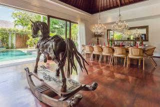 Eshara 21 our Luxury 5BR Villa Escape and huge pool Oberoi Beach - Seminyak - 7