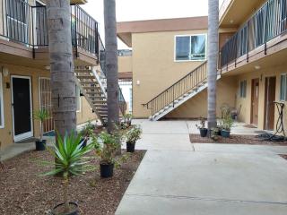 Charming 1Bedroom Vacation Condo - Oceanside - 9