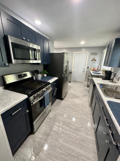Luxury Home near Notre Dame with Arcade Room - South Bend - 1