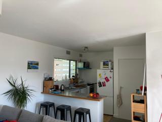 Cosy, suburban oasis - 3