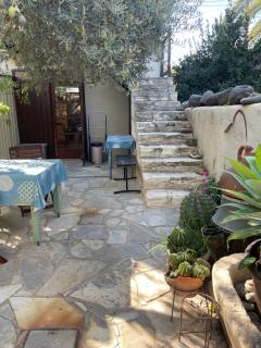 Avli-the courtyard - Nicosia - 5
