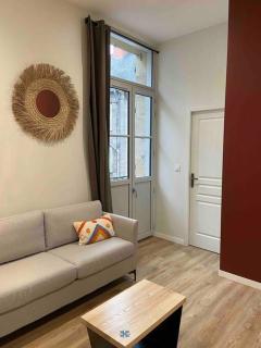 Logement entier-Clim-100%équipé-Hypercentre-Balcon - 8