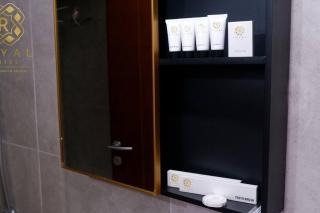 Apartment Pollux Habibie Sea View 10th Floor - By Royal Suites - Batam Center - 6