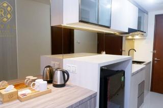 Apartment Pollux Habibie Sea View 10th Floor - By Royal Suites - Batam Center - 2