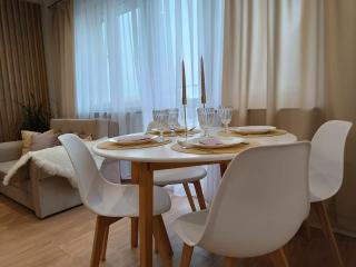 Layla Apartment - Łódź - 6