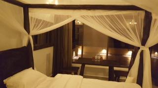 PALEGA BEACH INN - - 7