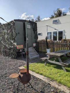 Military Shepherd Hut - Haxey - 1