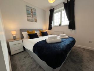 Lingfield House - Spacious 3 Bed Detached Home From Home - Burton upon Trent - 9