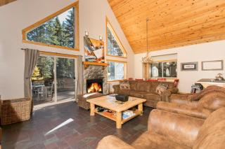 Interlaken on the West Shore by Tahoe Getaways - Pet Friendly 3BR, Close to Skiing & Walk to the Lake! - 9