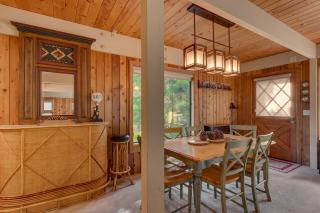 Cozy Wood Cabin- Updated- Hot Tub- Fireplace- Backs to Forest - 4