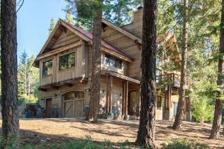 North Shore Bliss - 3 BR plus loft - Private Hot Tub - Carnelian Bay - 9