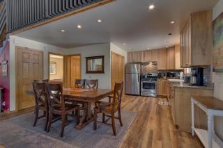 Piney wood - Quiet 2 BR Loft w Private Hot Tub - Carnelian Bay - 6