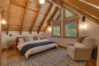 Olympic Valley Hideaway - Newly Remodeled Cabin with Private Hot Tub - 2