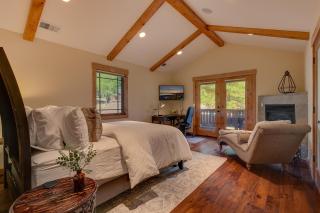 Starlight Retreat at Gray's Crossing - 3