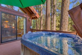 Tahoe Woods by Tahoe Getaways - Pet Friendly Tahoe Park Cabin w Hot Tub, Fireplace, Near Skiing! - Tahoe City - 9
