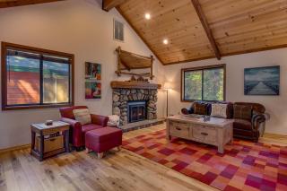 Tahoe Woods by Tahoe Getaways - Pet Friendly Tahoe Park Cabin w Hot Tub, Fireplace, Near Skiing! - Tahoe City - 8