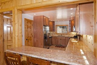 Valley View at Palisades -4 BR w Mountain Views, Pet-Friendly, and Close to Village - 4