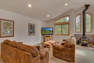 Tahoma Charm on West Shore - Beautiful Open Concept 3 BR w Private Hot Tub - 6