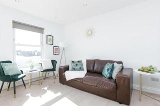 Stunning S/Wimbledon Flat w/parking in London, Uk - Londra - 7
