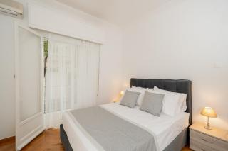 Sunlit Urban Oasis in Vibrant Palaio Faliro - Atene - 3