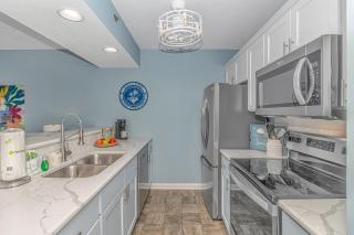 Beautifully Renovated- Ground Floor Condo Sleeps 4! 1 bed, 1 bath - River Oaks Golf Villas unit 7-B - Myrtle Beach - 4