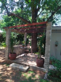 Blossom Retreat at Ilnika Farm Stay - 1