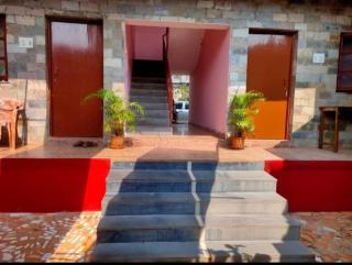 Hill View Guest House - 0