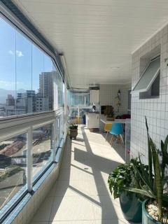 Apartamento de luxo a 150 metros do mar em PG - Praia Grande - 0