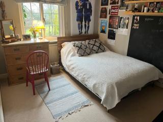 5 Bedroom Home, Dorset - 8