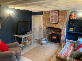 5 Bedroom Home, Dorset - 2