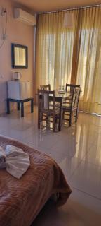 Chrysorama Rooms-Golden Vision - 4