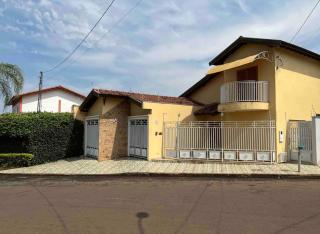 Casa Amarela - Sobrado em Brotas - 0