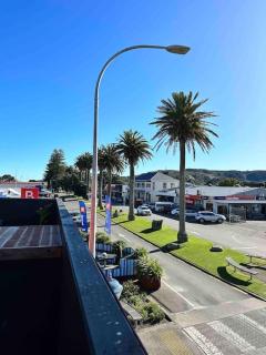 Rooftop Apartment in CBD - Raglan - 7