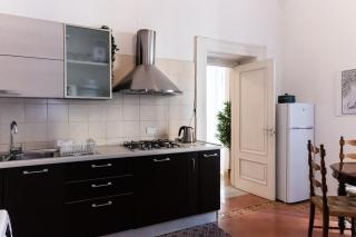 Elegant Suite in the Old Town - 8