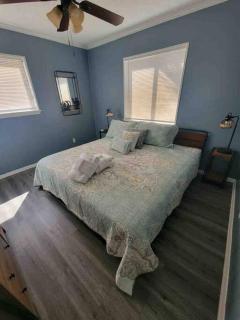 2022 Renovated 2-bdrm cozy, lovely condo w/parking! - Hilton Head Island - 9