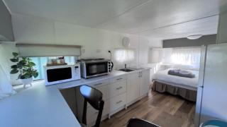 Van 6 - Sussex House Holiday Park - Sussex Inlet - 0