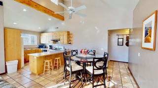 Mountain Paradise #G3 - 8