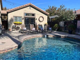 California Cottage - Tracy - 0