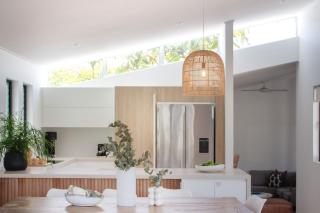 The River House includes a private beach jetty and pool - Noosa Heads - 6